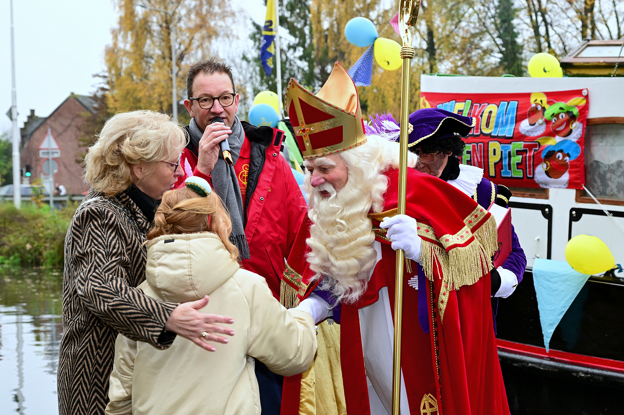 Intocht Sinterklaas Aarle-Rixtel, foto 2
