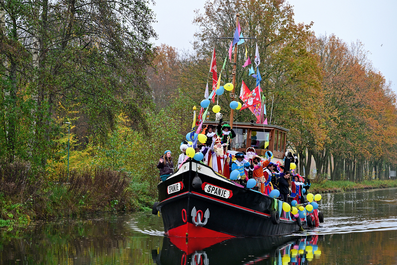 Intocht Sinterklaas Aarle-Rixtel, foto 14