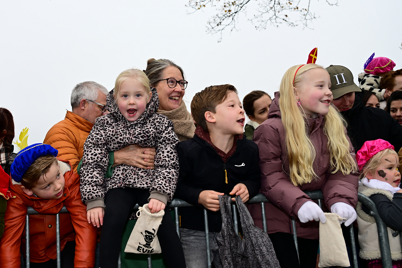 Intocht Sinterklaas Aarle-Rixtel, foto 19