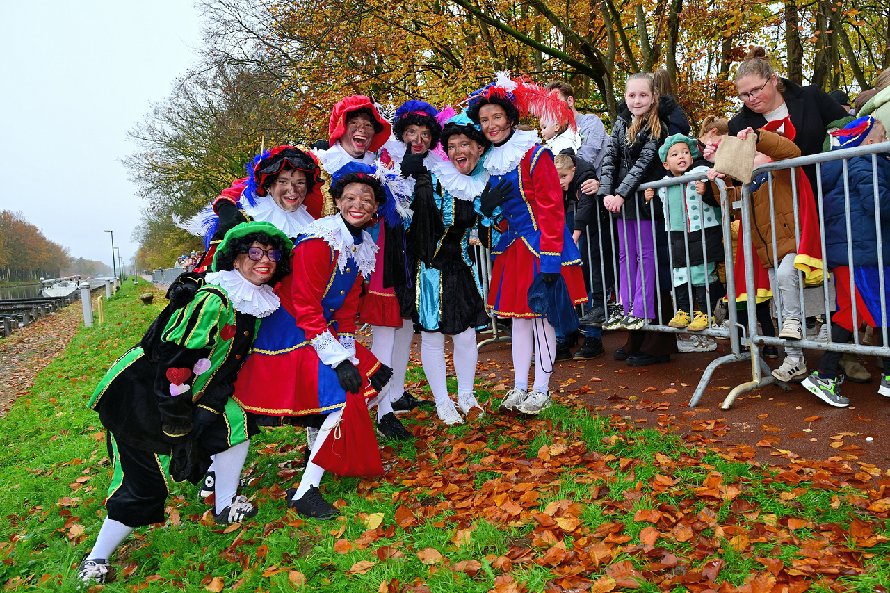 Intocht Sinterklaas Aarle-Rixtel, foto 30