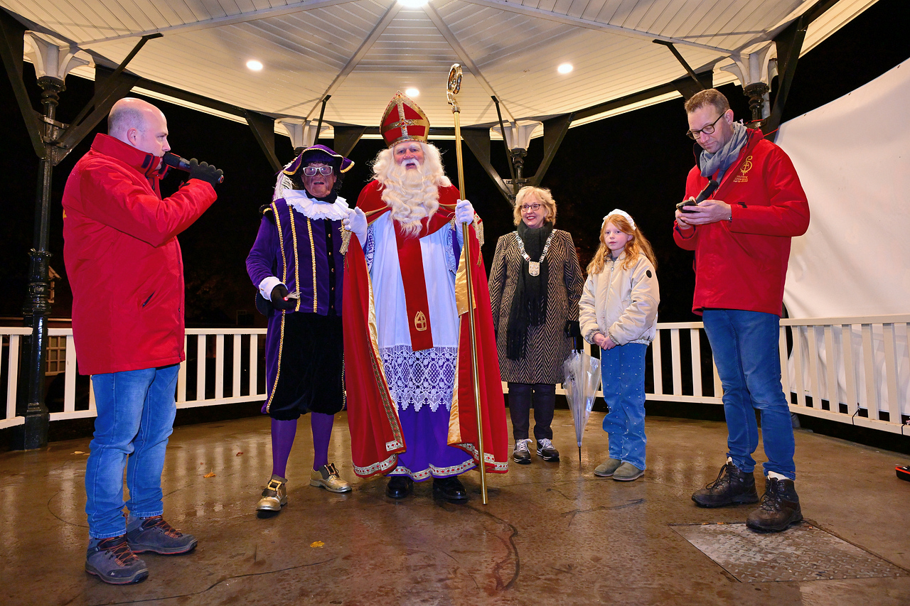 Uittocht Sinterklaas Aarle-Rixtel, foto 2